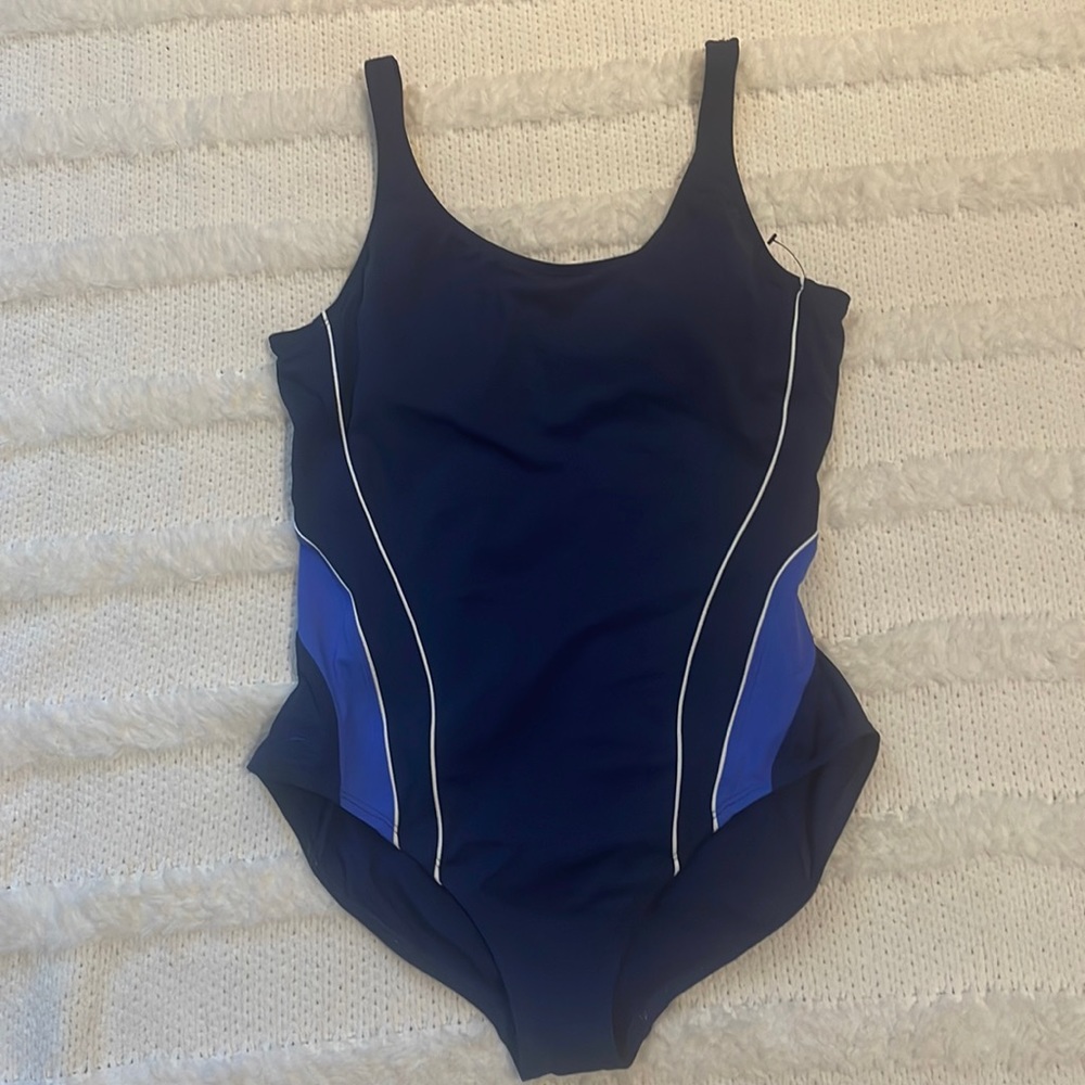 Speedo endurance swimsuit one piece navy blue classic bathing suit Women size 16